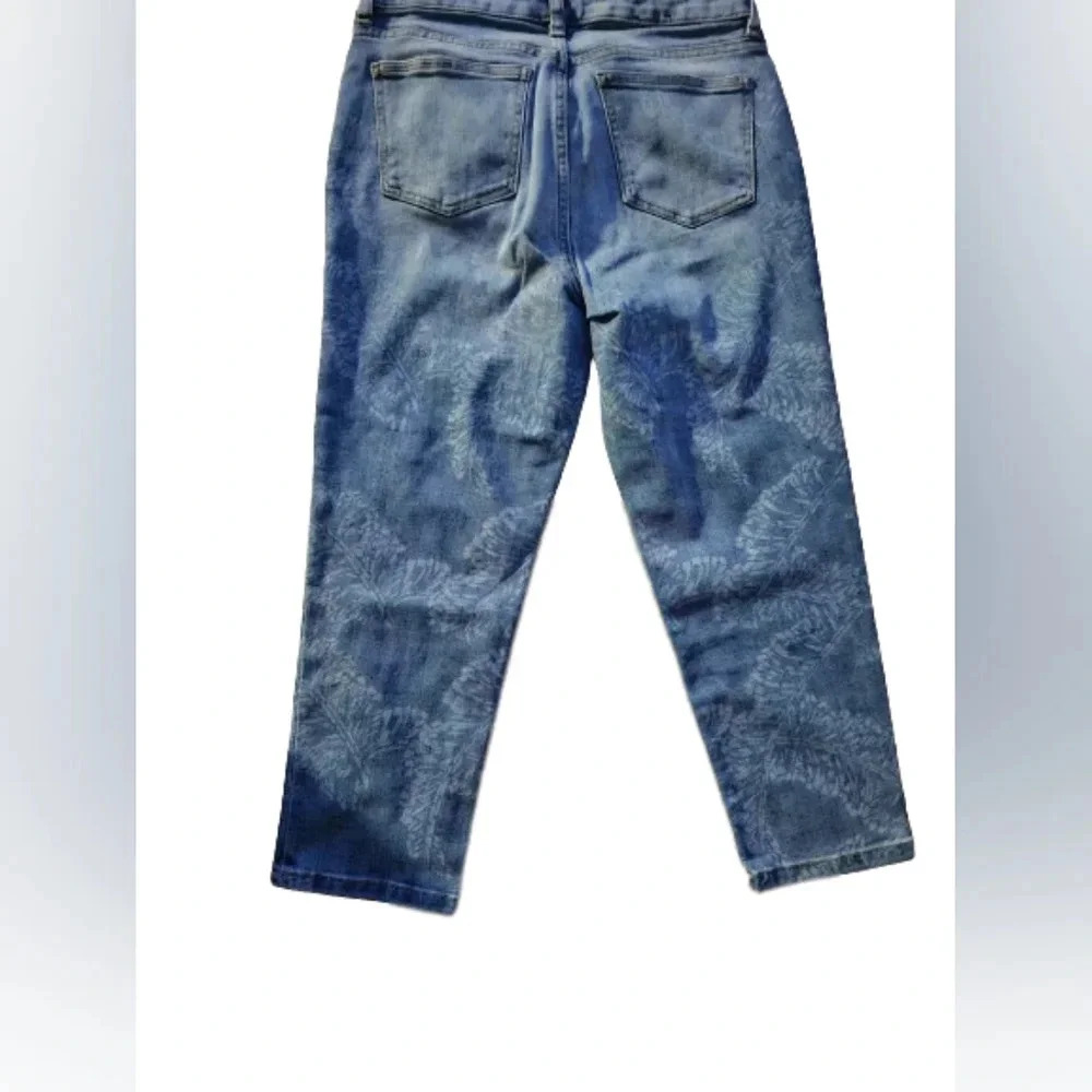 Chaps Denim Leaf Print Capris. Madden capri - Picture 5 of 14